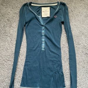 Navy blue button long sleeve. Small